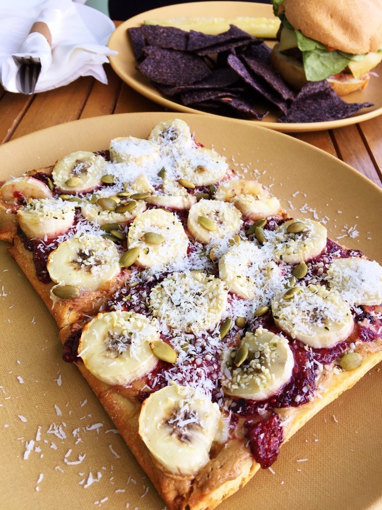 fruits and roots daily special flat bread