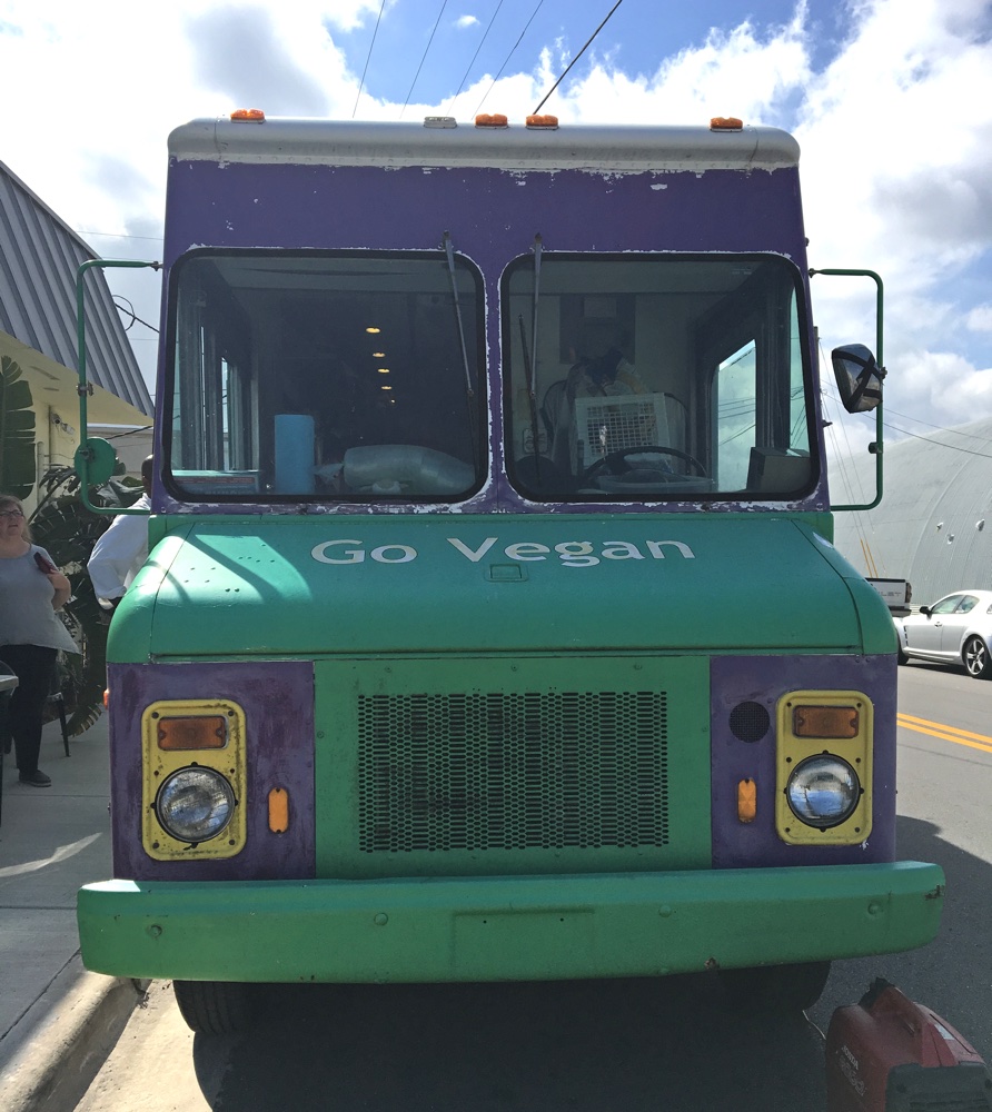 veggie love truck