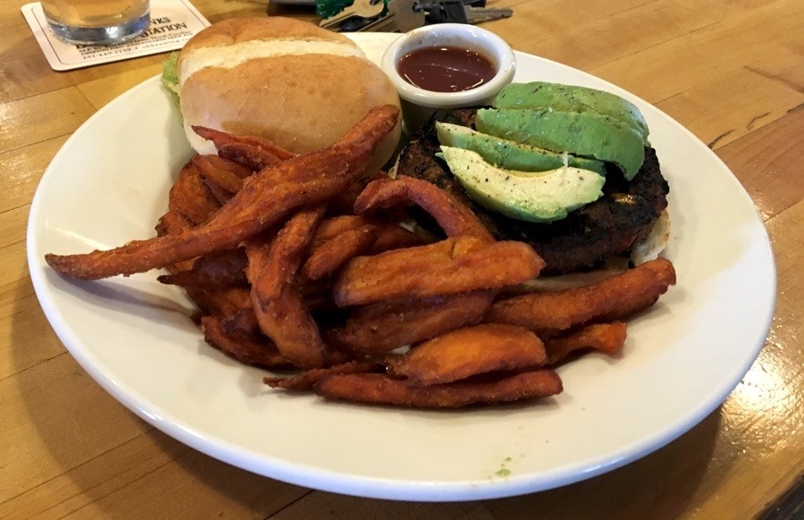 veggie chipotle burger with sweet potato fries at outer banks brewing station.